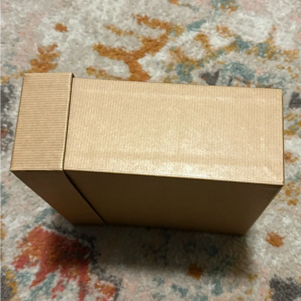 Christian Louboutin Belt Box and Dust Bag - Picture 6 of 7